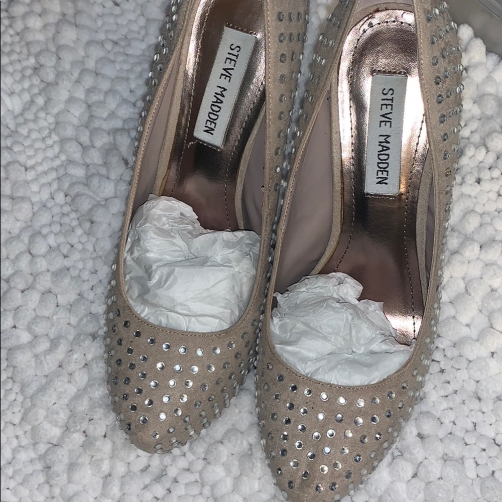 Steve Madden Nude heel